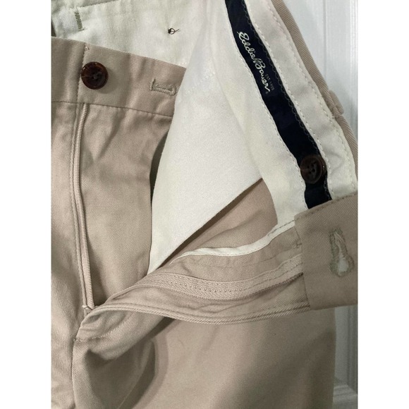 EDDIE BAUER WRINKLE RESISTANT  RELAXED FIT MEN'S LONG PANTS  SIZE 36X30 - Picture 9 of 10